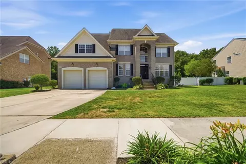 1417 Kemp Bridge Ln, Chesapeake, VA 23320