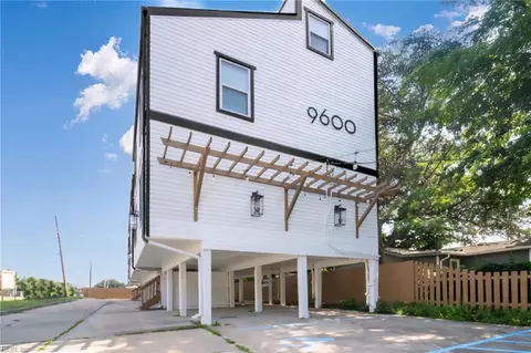 9600 2nd Bay St #103, Norfolk, VA 23518