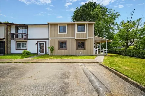 4184 Thistle Cir, Virginia Beach, VA 23462