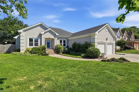 717 Greenwing Dr, Chesapeake, VA 23323