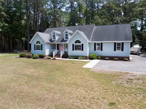 44 Fleetwood Cir, Mathews County, VA 23109