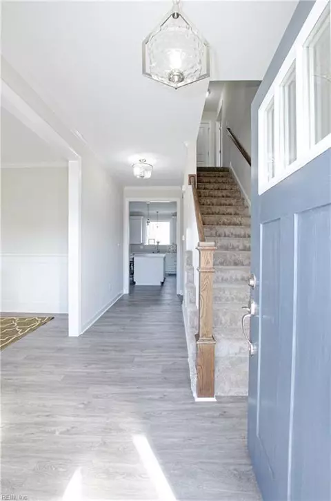 Entry Way - 413 Octavia Dr, Tabb, VA 23693 photo 6 of 6