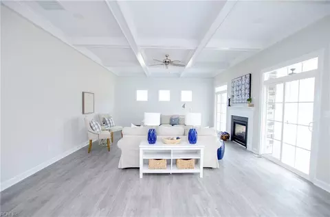 Living - 413 Octavia Dr, Tabb, VA 23693 photo 2 of 4