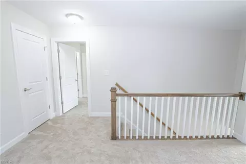Entry Way - 413 Octavia Dr, Tabb, VA 23693 photo 3 of 6