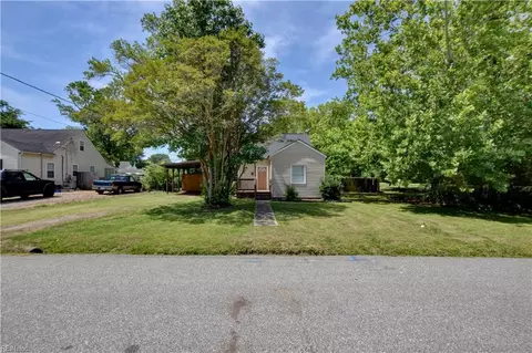 2 Clover St, Hampton, VA 23669 photo 28