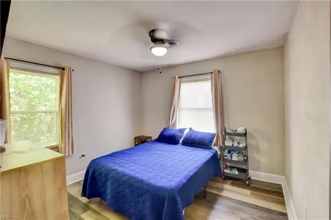 2 Clover St, Hampton, VA 23669 photo 9