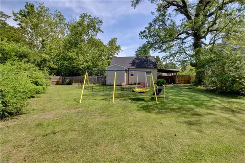 2 Clover St, Hampton, VA 23669 photo 23