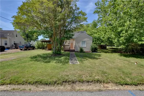 2 Clover St, Hampton, VA 23669 photo 27