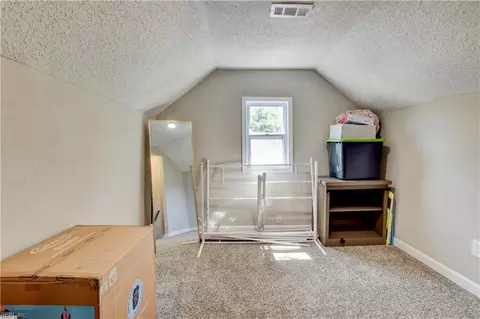 2 Clover St, Hampton, VA 23669 photo 13