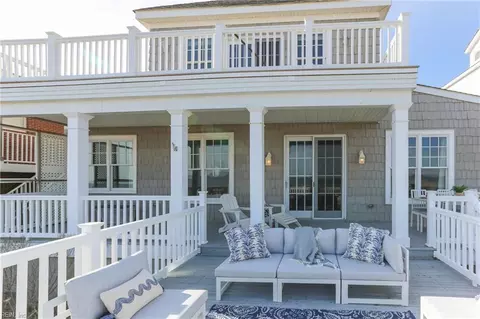 822 W Ocean View Ave, Norfolk, VA 23505