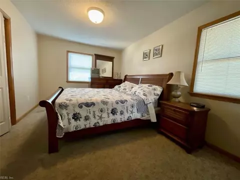 Bedroom - 1278 Lakeside Dr, Corolla, NC 27927 photo 3 of 8