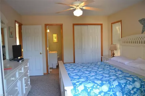 Bedroom - 1278 Lakeside Dr, Corolla, NC 27927 photo 2 of 8