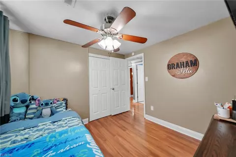 Bedroom - 2204 Rawood Dr, Hampton, VA 23663 photo 4 of 7