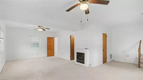 Living - 131 Madrid Dr, Hampton, VA 23669 photo 5 of 8