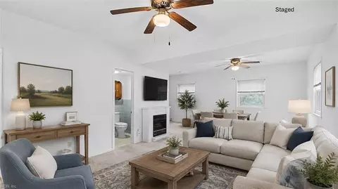 Living - 131 Madrid Dr, Hampton, VA 23669 photo 7 of 8