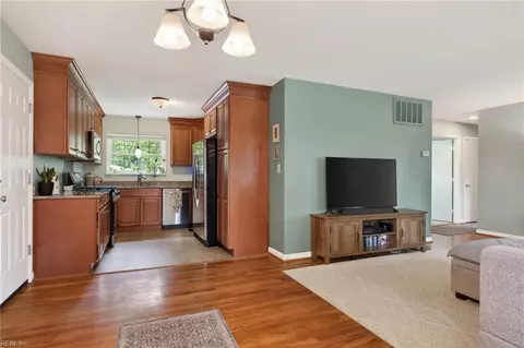 Other - 703 New Bern Ave, Hampton, VA 23669 photo 2 of 6