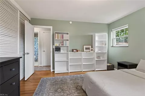 Bedroom - 703 New Bern Ave, Hampton, VA 23669 photo 3 of 3