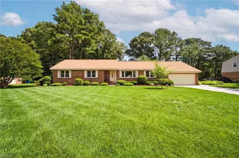 3790 Prince Andrew Ln, Virginia Beach, VA 23452