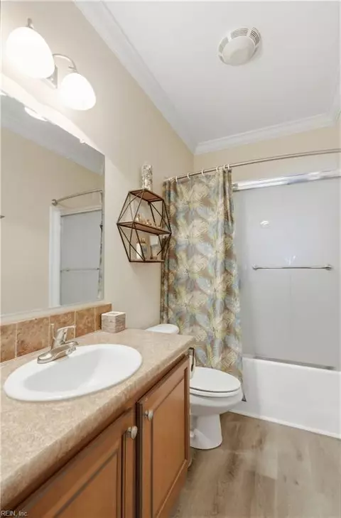 Bath - 237 Cedar Rd, Chesapeake, VA 23322 photo 4 of 4