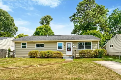 5321 Silvey Dr, Norfolk, VA 23502