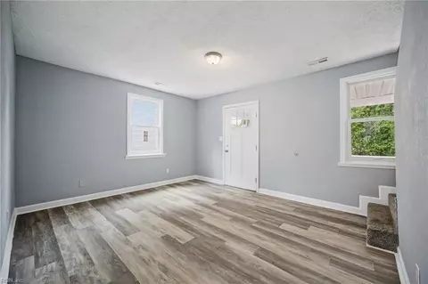 Living - 620 Delaware Ave, Hampton, VA 23661 photo 2 of 2