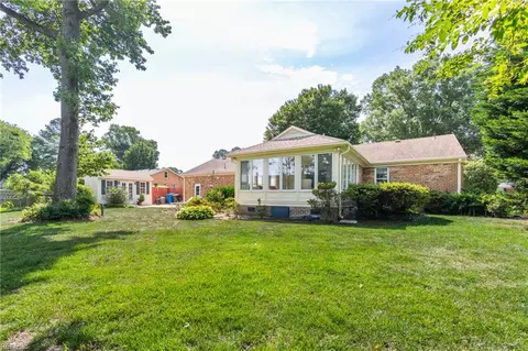 4536 Biscayne Dr, Virginia Beach, VA 23455