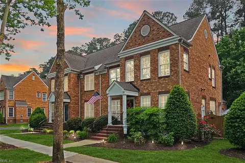 255 Herman Melville Ave, Newport News, VA 23606