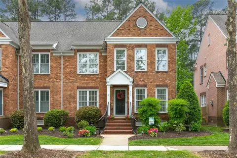 255 Herman Melville Ave, Newport News, VA 23606