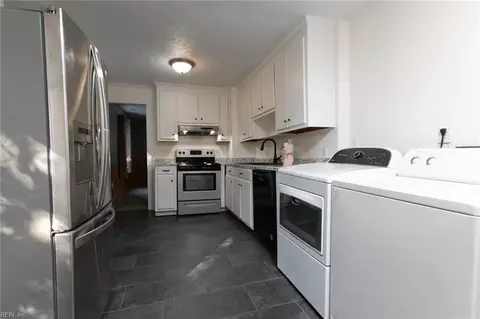 Other - 609 Allen St, Hampton, VA 23669 photo 7 of 14