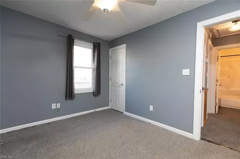 Bedroom - 609 Allen St, Hampton, VA 23669 photo 7 of 8