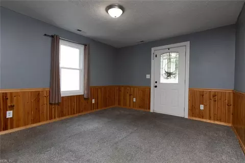 Living - 609 Allen St, Hampton, VA 23669 photo 3 of 3