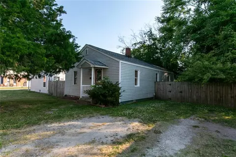 Other - 609 Allen St, Hampton, VA 23669 photo 2 of 14