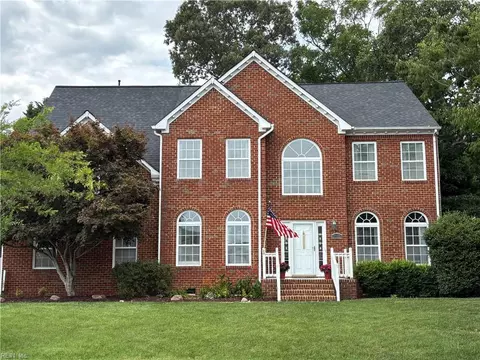 2113 Bierce Dr, Virginia Beach, VA 23454