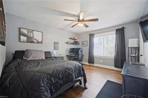 Bedroom - 121 Hidalgo Dr, Hampton, VA 23669 photo 1 of 7