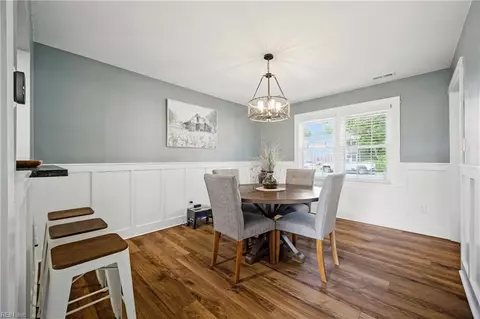 Dining - 121 Hidalgo Dr, Hampton, VA 23669 photo 1 of 2