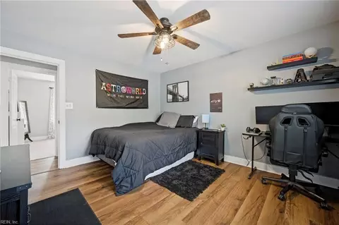 Bedroom - 121 Hidalgo Dr, Hampton, VA 23669 photo 2 of 7