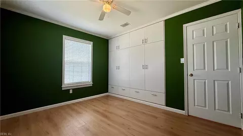 Bedroom - 1607 Grimes Rd, Hampton, VA 23663 photo 4 of 8
