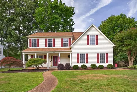 100 Hatcher Ct, Yorktown, VA 23693