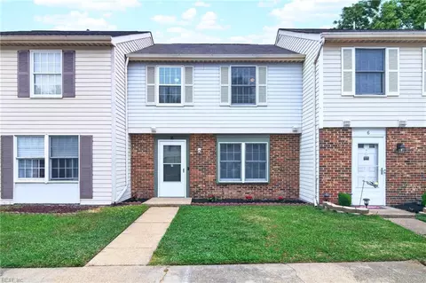8 Lucinda Ct, Hampton, VA 23666