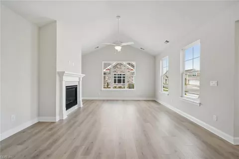 Living - 2152 Edwin Dr, Chesapeake, VA 23322 photo 4 of 5