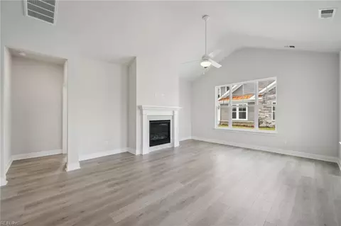 Living - 2152 Edwin Dr, Chesapeake, VA 23322 photo 1 of 5