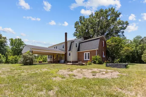Exterior - 11635 Fortsville Rd, Capron, VA 23829 photo 8 of 9
