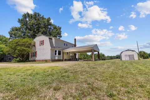 Exterior - 11635 Fortsville Rd, Capron, VA 23829 photo 6 of 9
