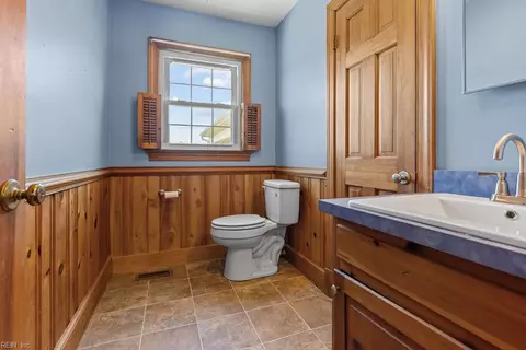 Bath - 11635 Fortsville Rd, Capron, VA 23829 photo 1 of 5
