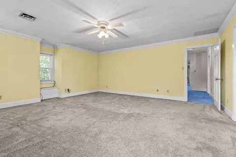 Bedroom - 11635 Fortsville Rd, Capron, VA 23829 photo 2 of 11
