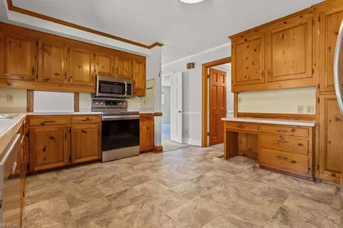 Kitchen - 11635 Fortsville Rd, Capron, VA 23829 photo 3 of 3