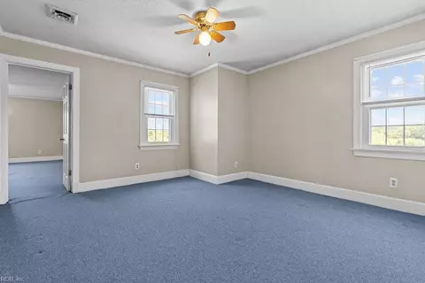 Bedroom - 11635 Fortsville Rd, Capron, VA 23829 photo 6 of 11