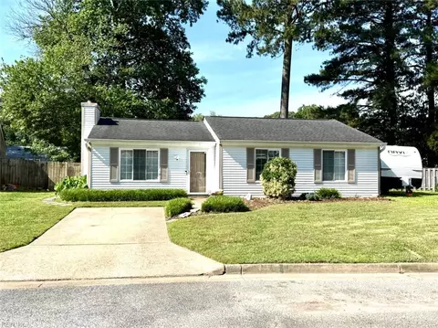 220 Rockingham Dr, Newport News, VA 23601