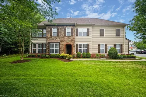 2901 James River Trl, Carrollton, VA 23314