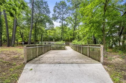 Exterior - 311 Fishers Ct, Hampton, VA 23666 photo 10 of 10